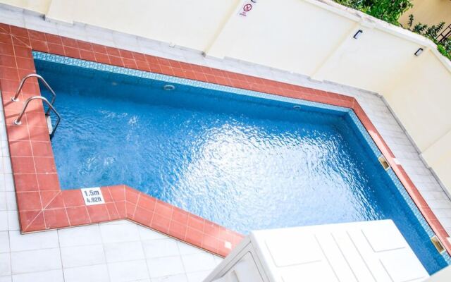 Stratton 38 Asokoro