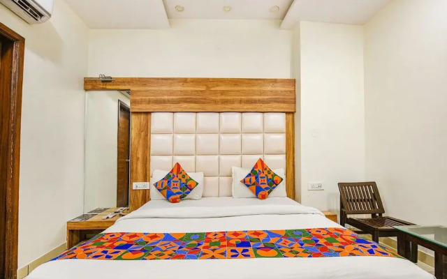Fabhotel Savera Park