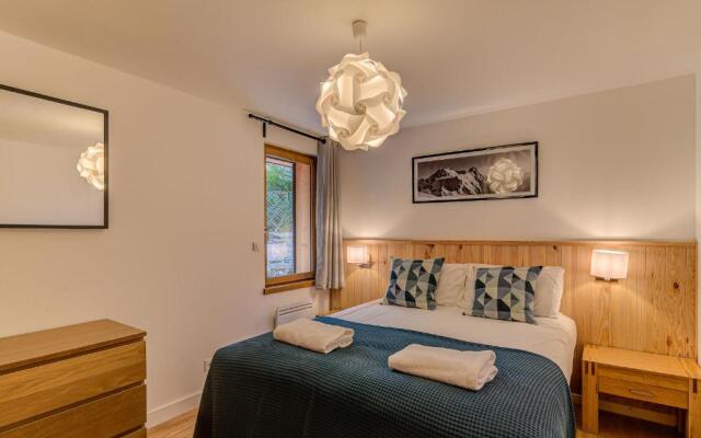 BIOLAY 2 - Alpes Travel - Central Chamonix - Sleeps 6