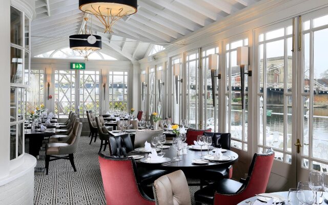 Macdonald Compleat Angler