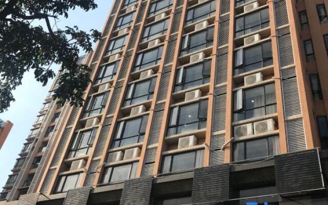 Zhahai Crowne Holiday Hotel