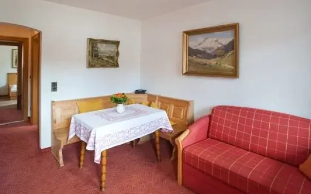 Zibert Hotel Garni