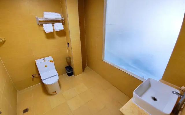 Yipin Holiday Hostel