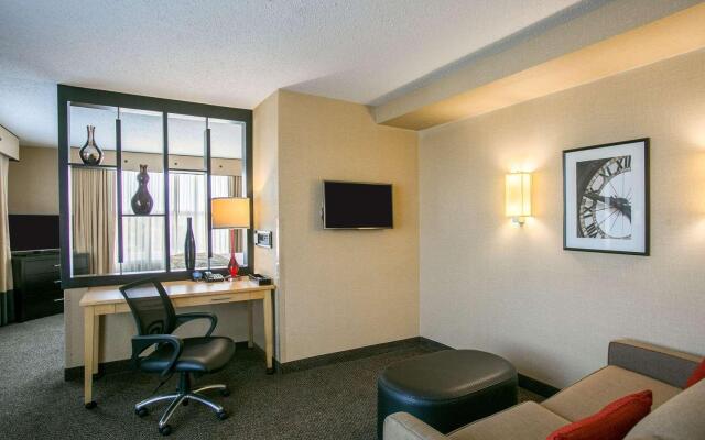 Cambria hotel & suites Indianapolis Airport