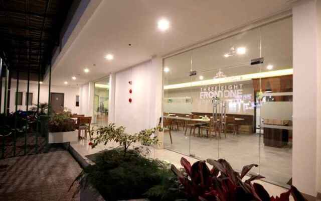 Three Eight Front One Boutique Batu Malang