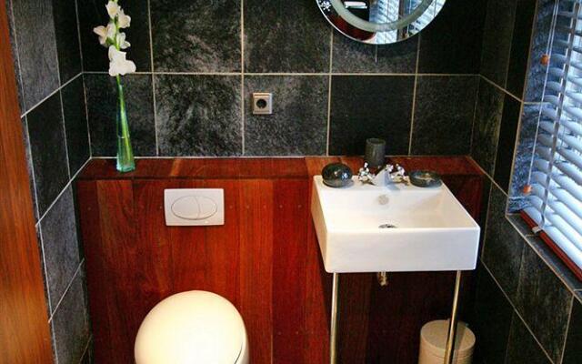 Home Luxury Apartments