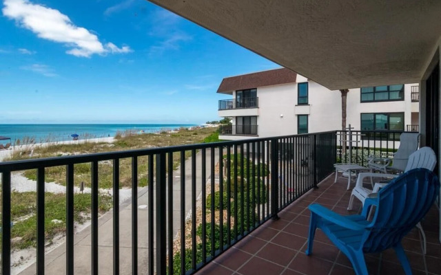 Water's Edge Condominium