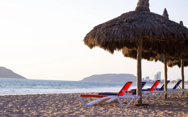 Hotel Sands Arenas