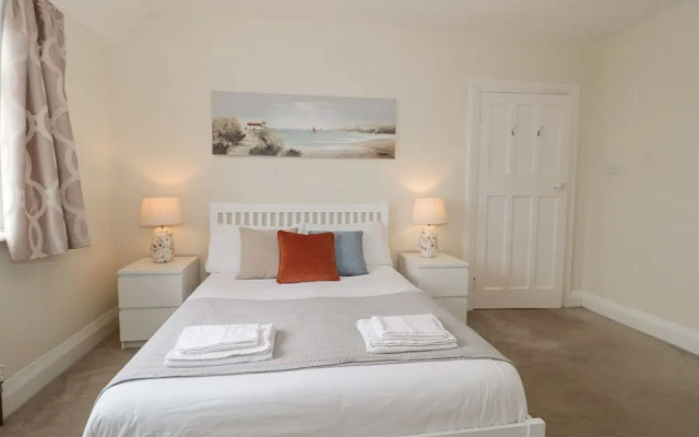 2 Moorlands