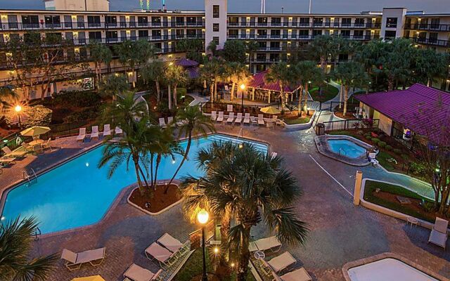 Staybridge Suites Orlando Royale Parc Suites, an IHG Hotel