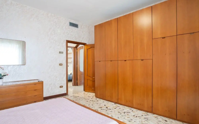 Pane & Pomodoro Beach Roomy Flat