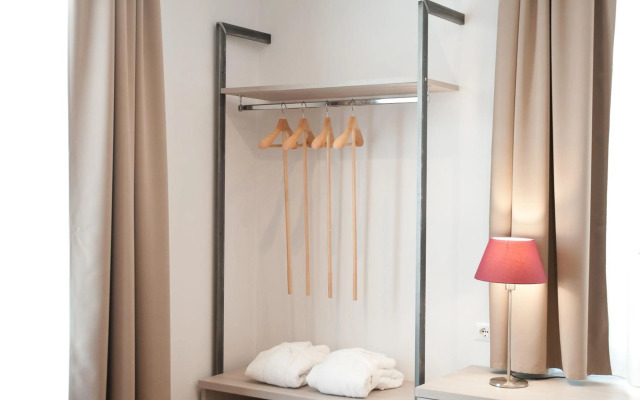 Giuturna Boutique Hotel