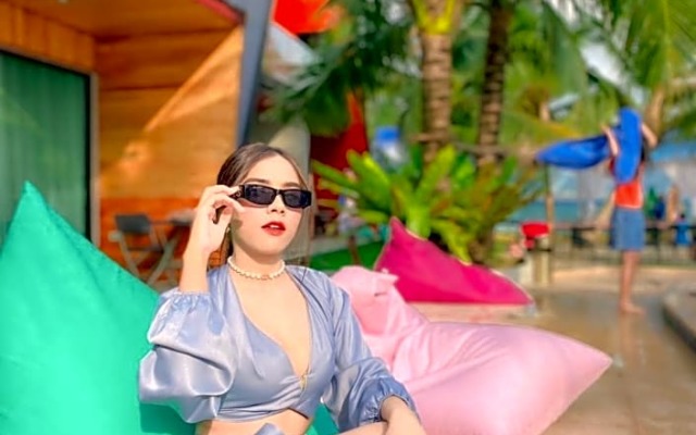 kinjo park pool view delux2 (double bed)