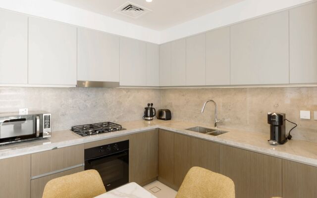 Beachfront Elegant 2BR Condo