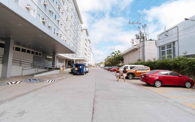 Reddoorz Premium @ Smdc Fairview
