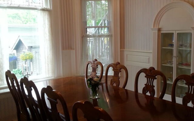 Atlantic Sojourn Bed & Breakfast