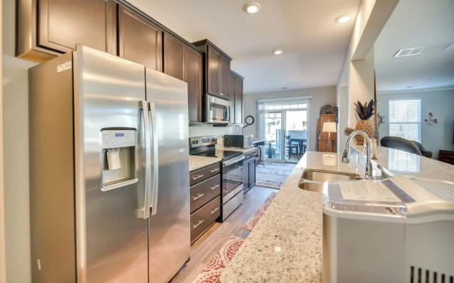 Hampton Condo, Close to Beaches!