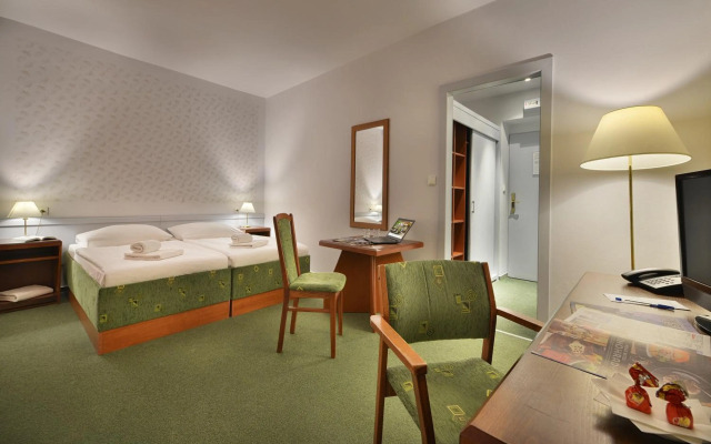 Three Crowns Hotel Prague