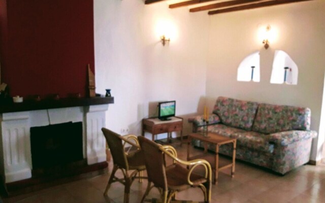 House With 3 Bedrooms in Oliva, With Terrace