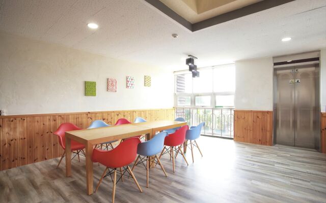 Jungmun Wow Pension