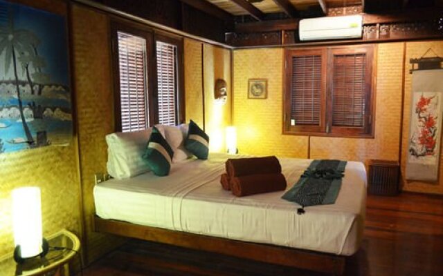 Beach Front Villa at Green Coconut Village (A1)
