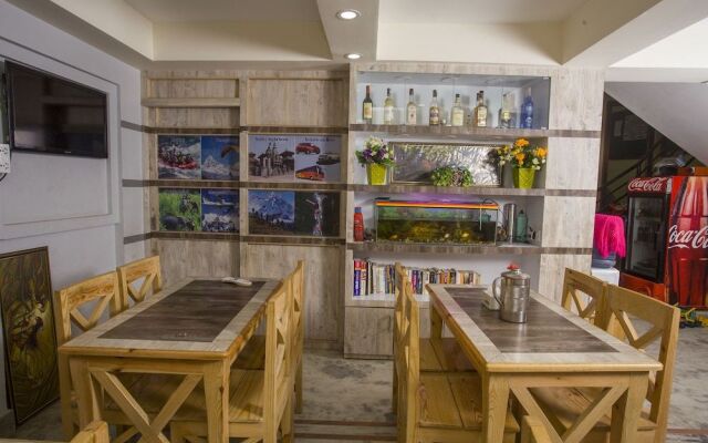 Oyo 167 Adventure Home