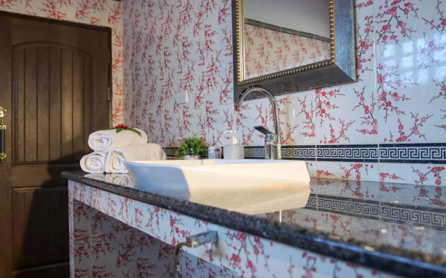 Namphung Phuket Boutique Resort