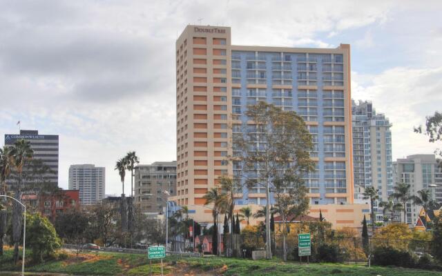 DoubleTree by Hilton San Diego Downtown