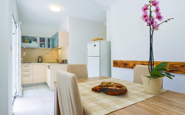 Nice Home in Omis With 2 Bedrooms and Wifi
