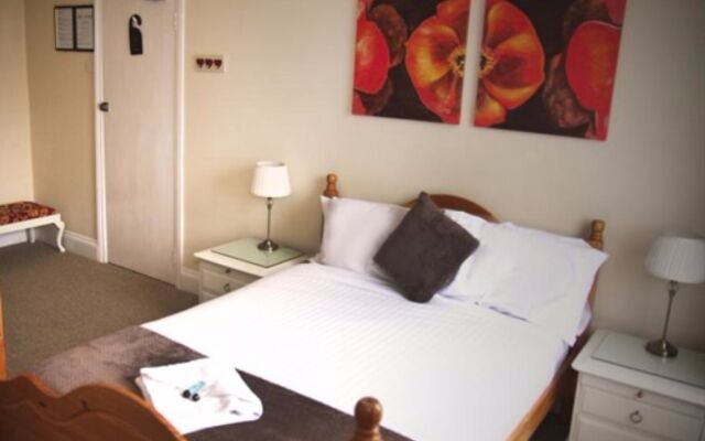 Lowdens Guest House