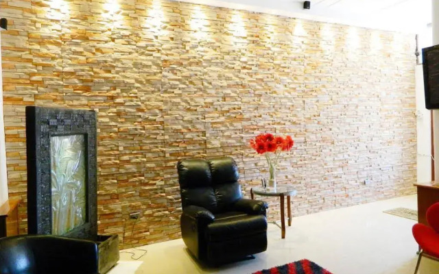 Hostal Jardin Del Sol