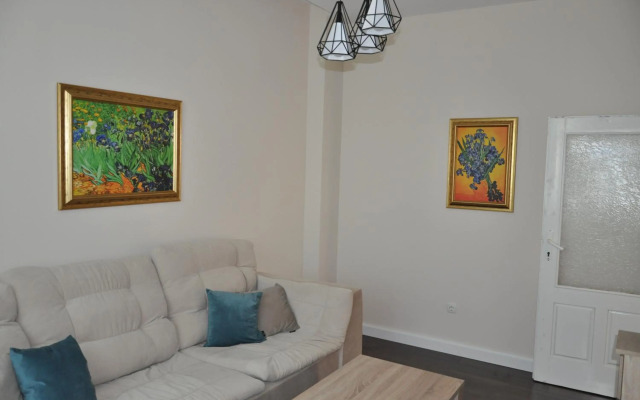 Къща за гости Ирис