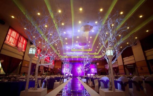 Red Forest Hotel Hepu