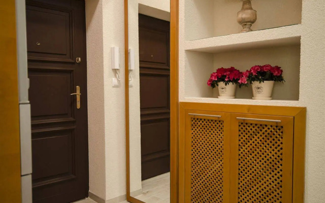 Stone Steps Apartments