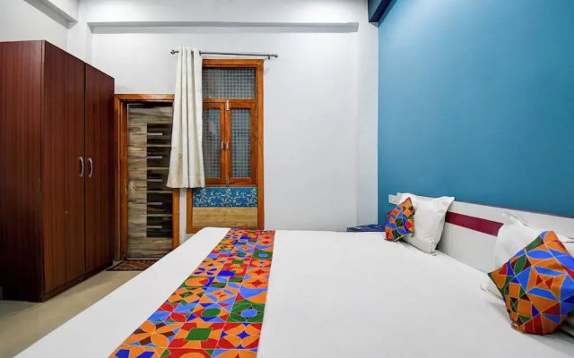 Fabhotel Sunshine Inn
