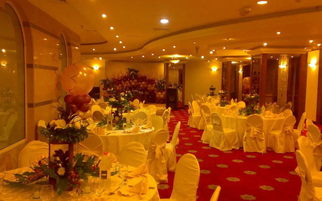 Imperial Palace Hotel