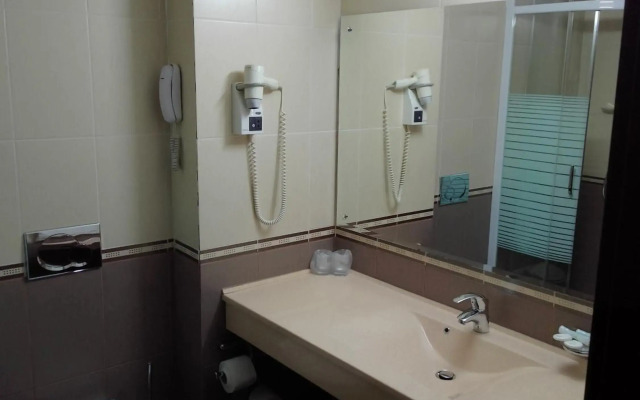 Hotel Rapsodia City Center