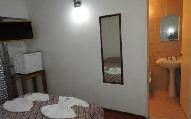 Hotel Tiburones Club