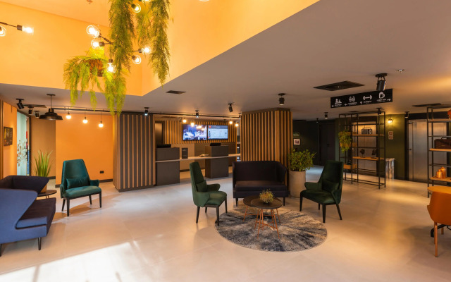 ibis Curitiba Batel