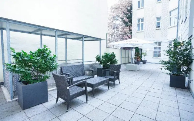 Garner Hotel Berlin - Checkpoint Charlie