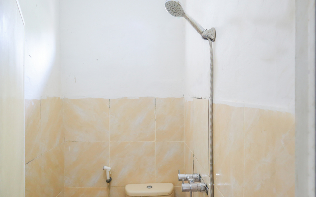 OYO 2547 Assirot Residence