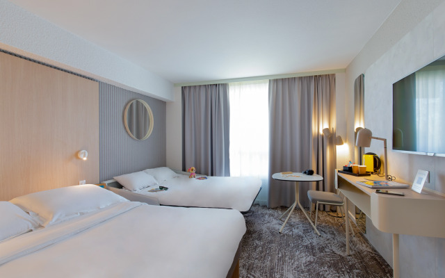 Hotel Novotel Aix en Provence Pont de l'Arc Fenouillères