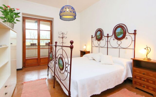 Montebello 33097