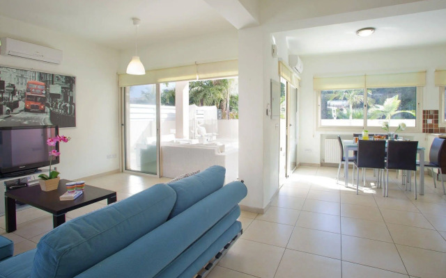 Michelle Pernera Villas