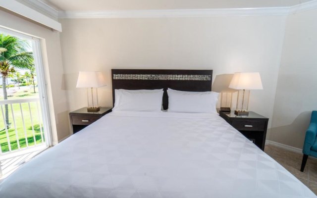 Holiday Inn Resort Grand Cayman by IHG