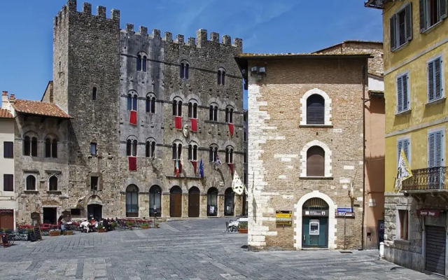 Apartment Monteverdi With Sauna & Pool