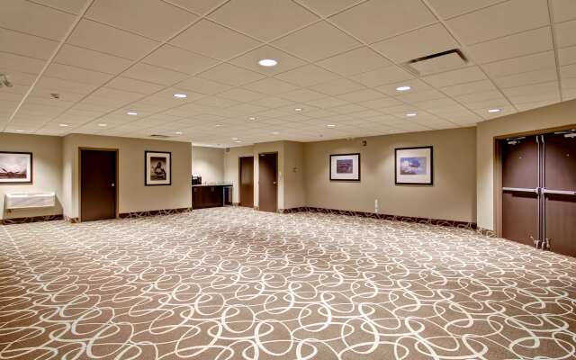 Best Western London Airport Inn & Suites