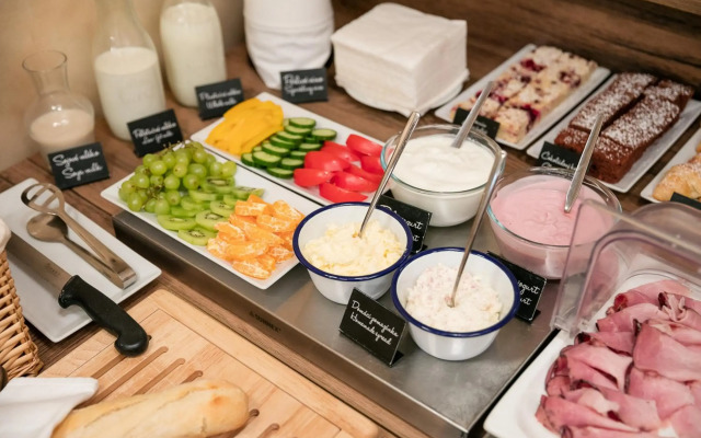 Pytloun Design Self Check-in Hotel