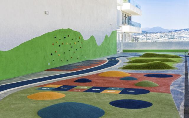 Luca in Fuengirola with 2 bedrooms and 2 bathrooms