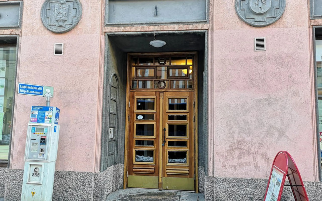 FREDA - Relaxing downtown studio